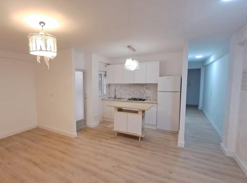 Resale - Apartment -
Torrevieja - Centro