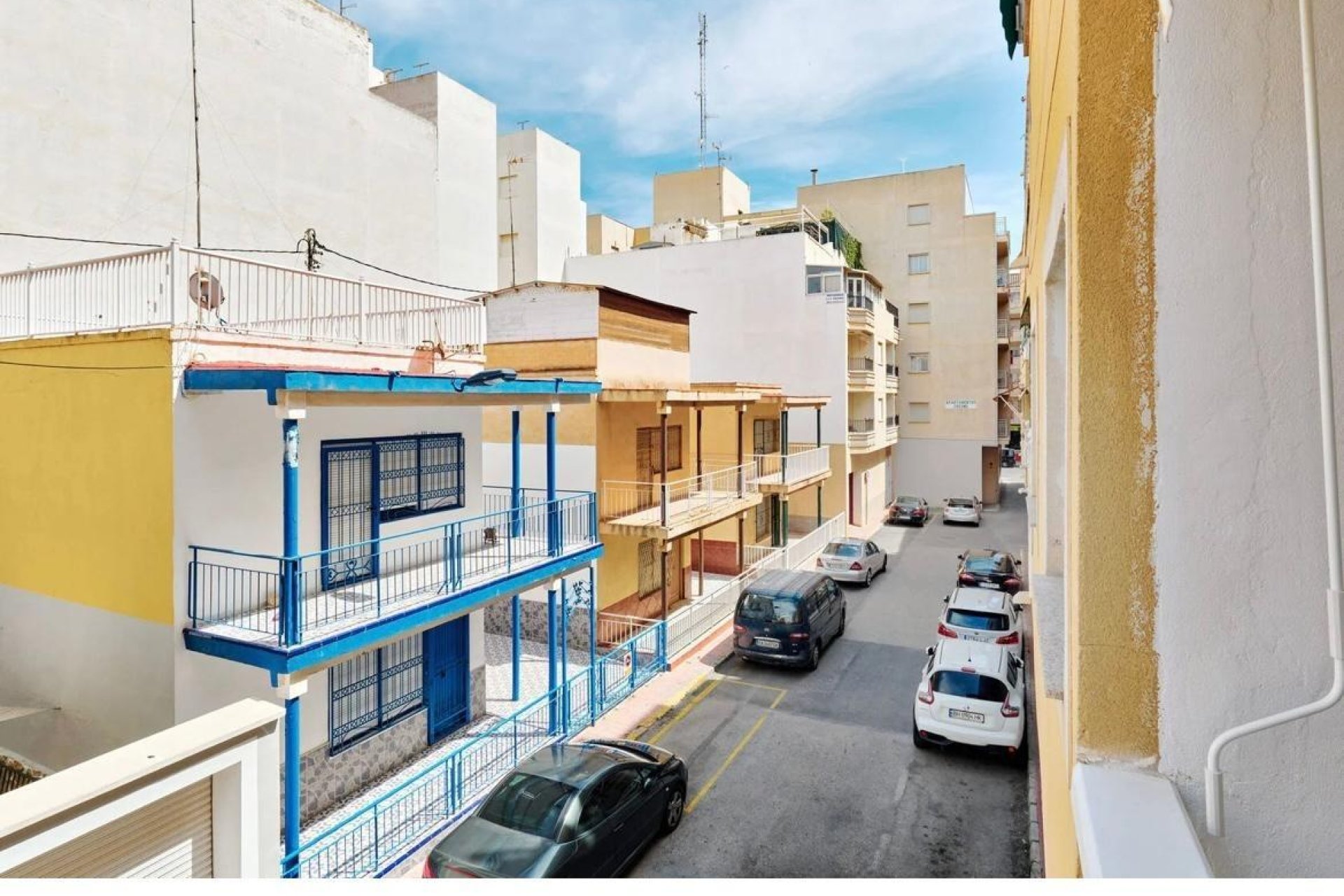 Resale - Apartment -
Torrevieja - Centro