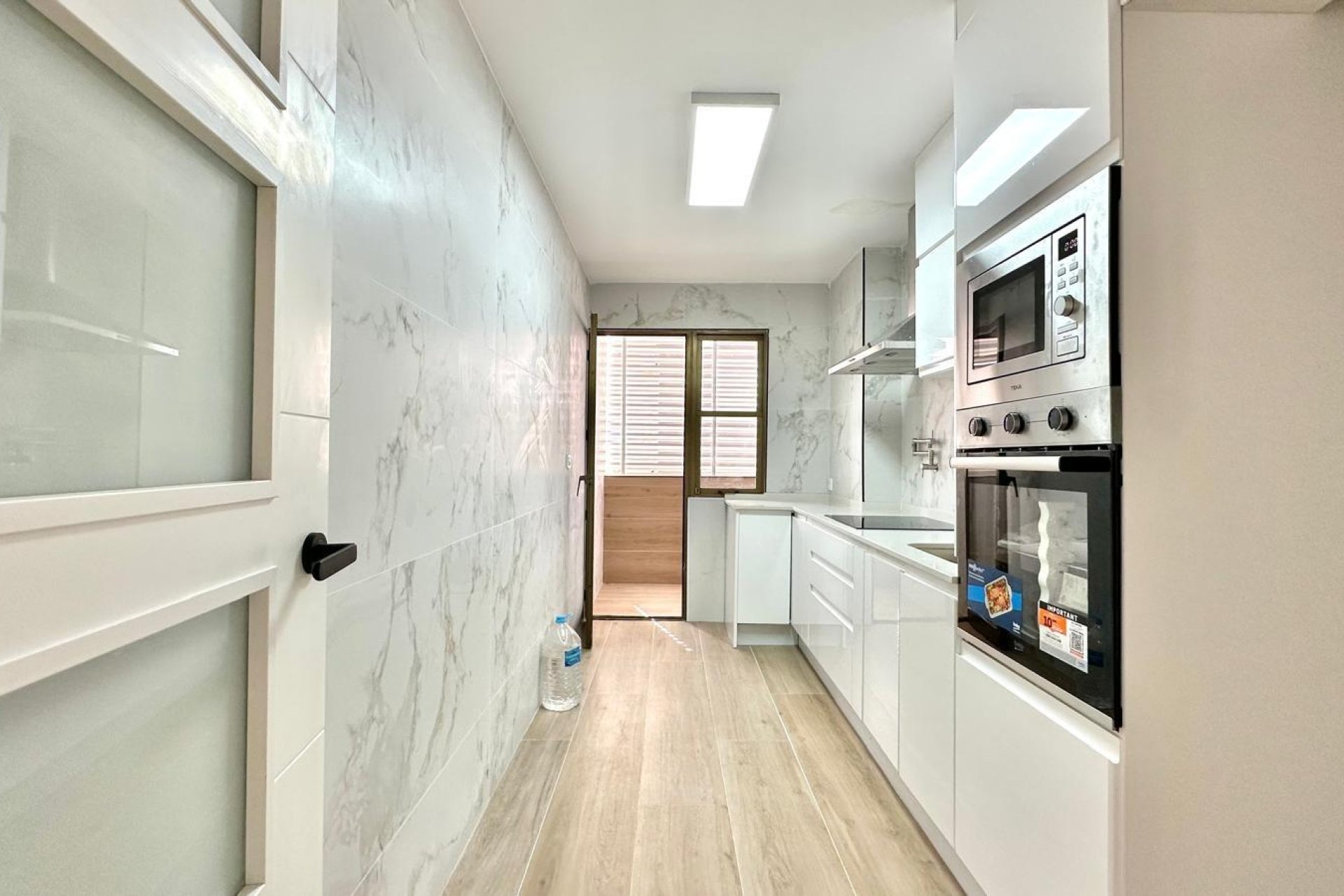 Resale - Apartment -
Torrevieja - Centro