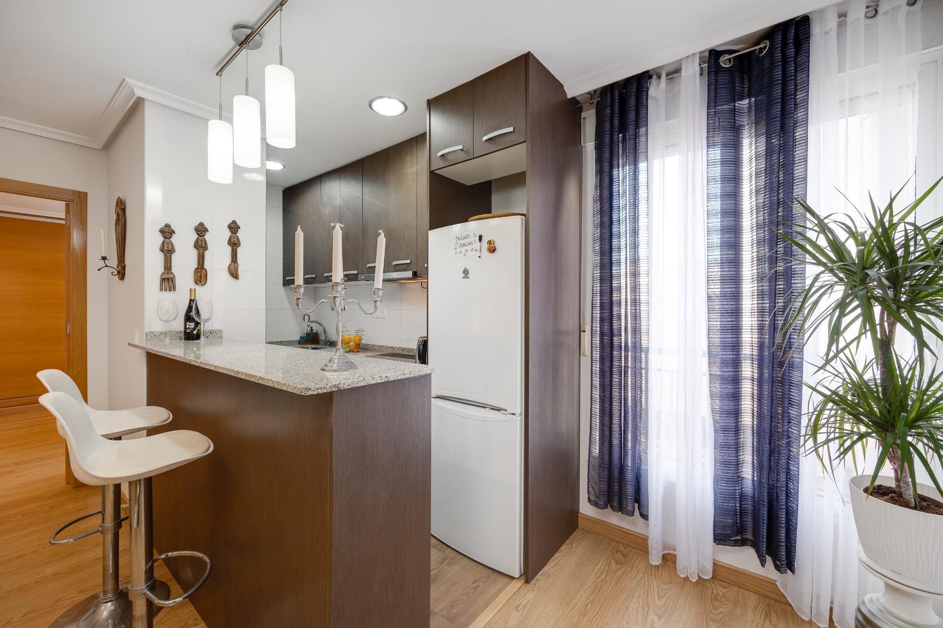 Resale - Apartment -
Torrevieja - Centro