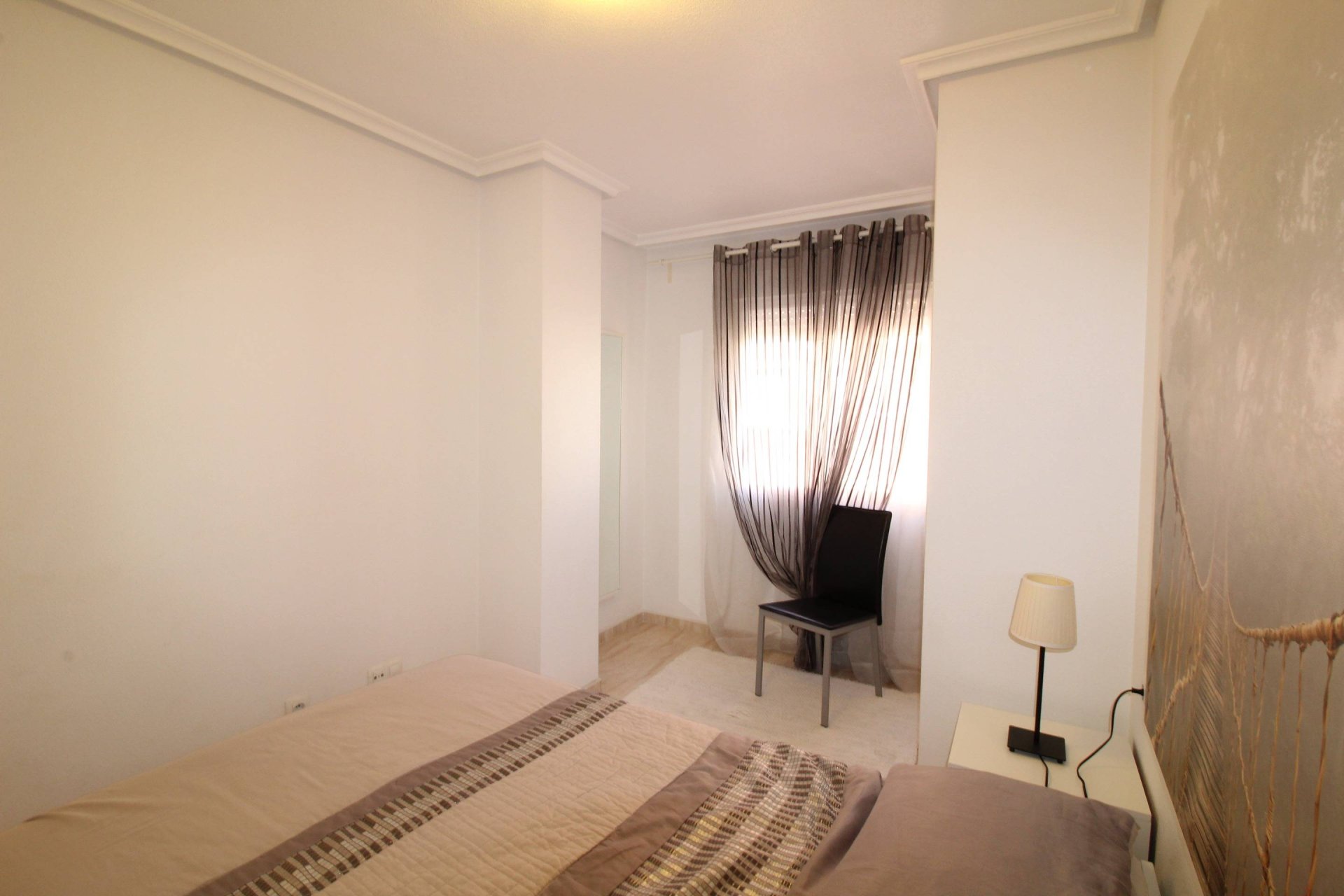 Resale - Apartment -
Torrevieja - Centro