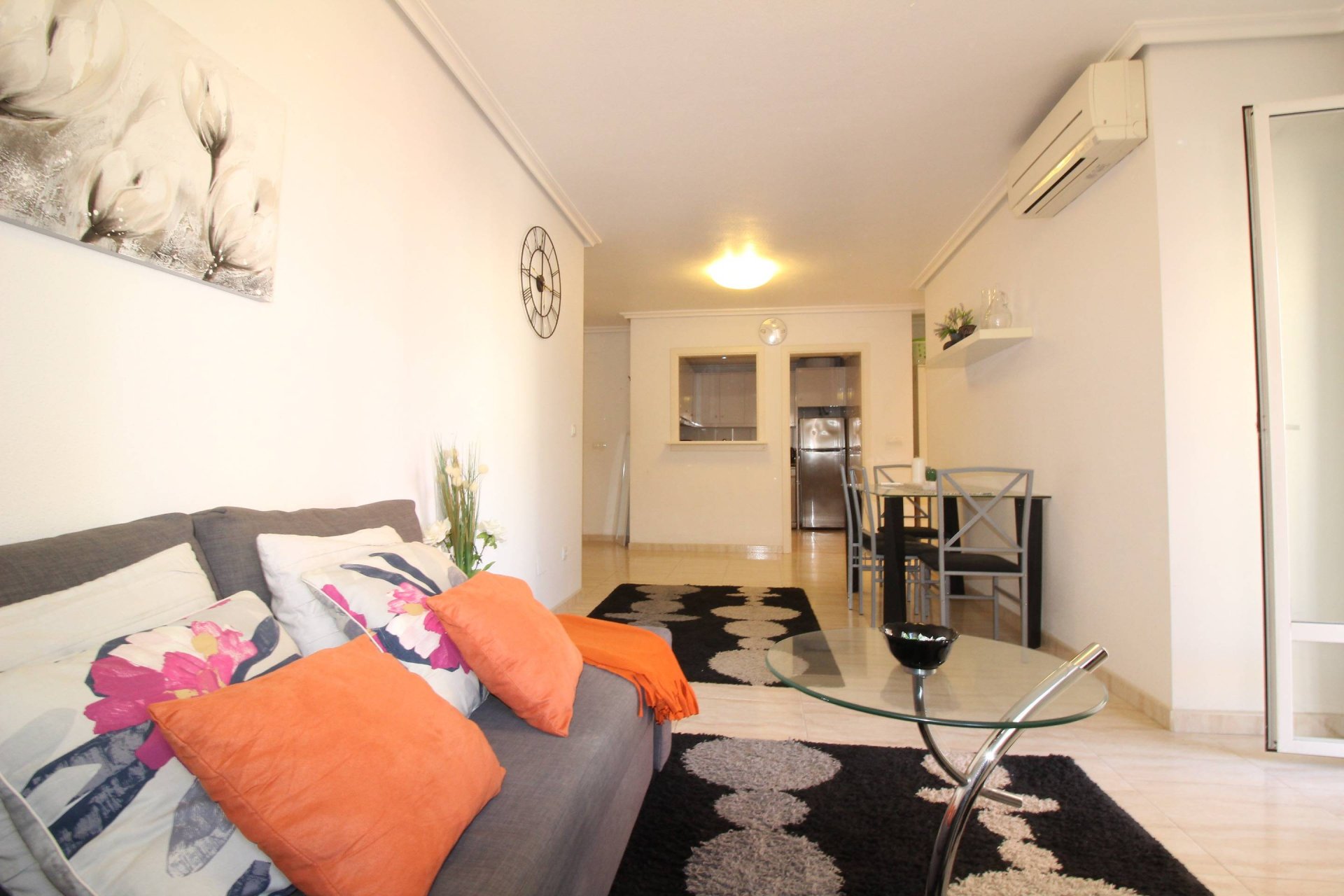 Resale - Apartment -
Torrevieja - Centro