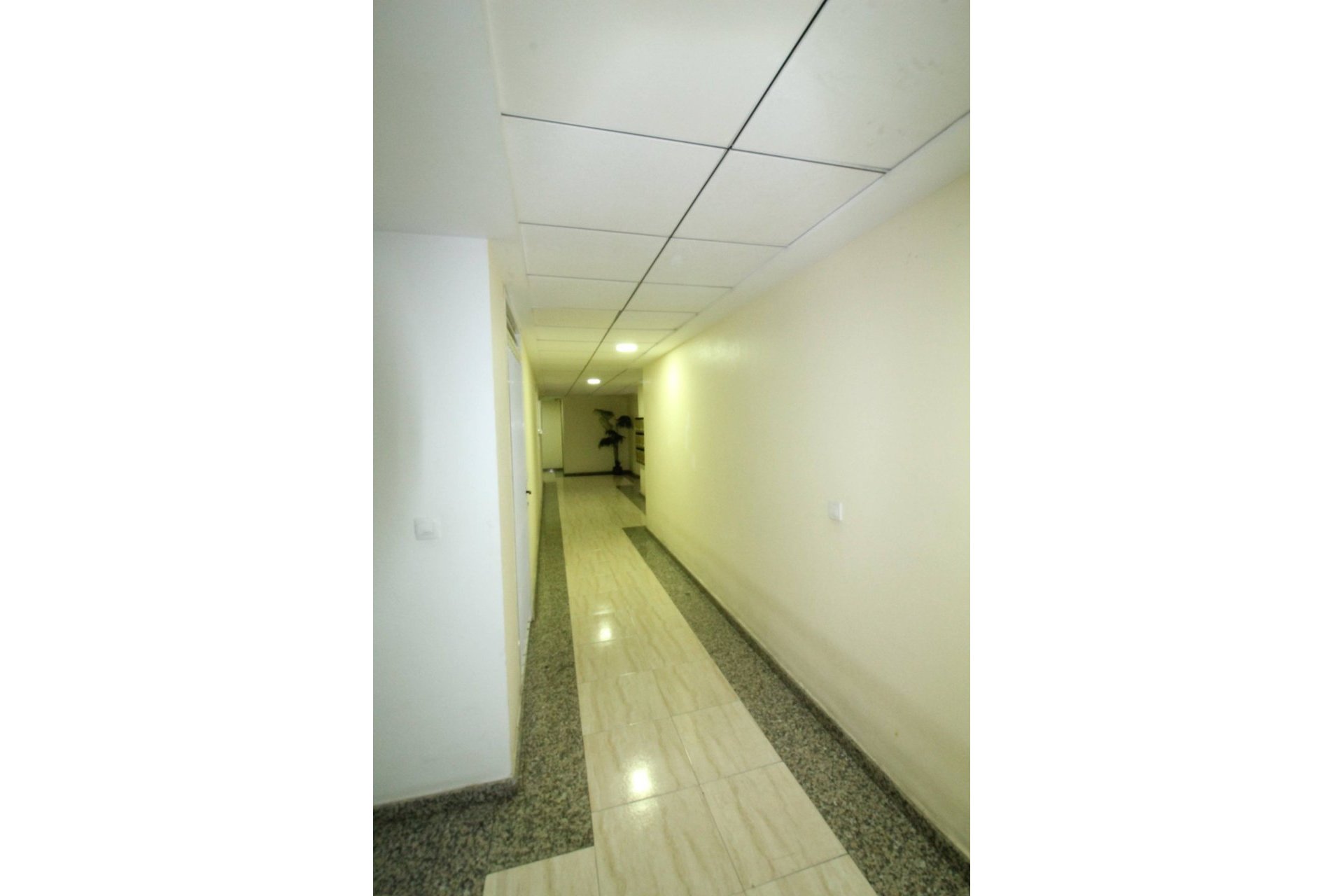 Resale - Apartment -
Torrevieja - Centro