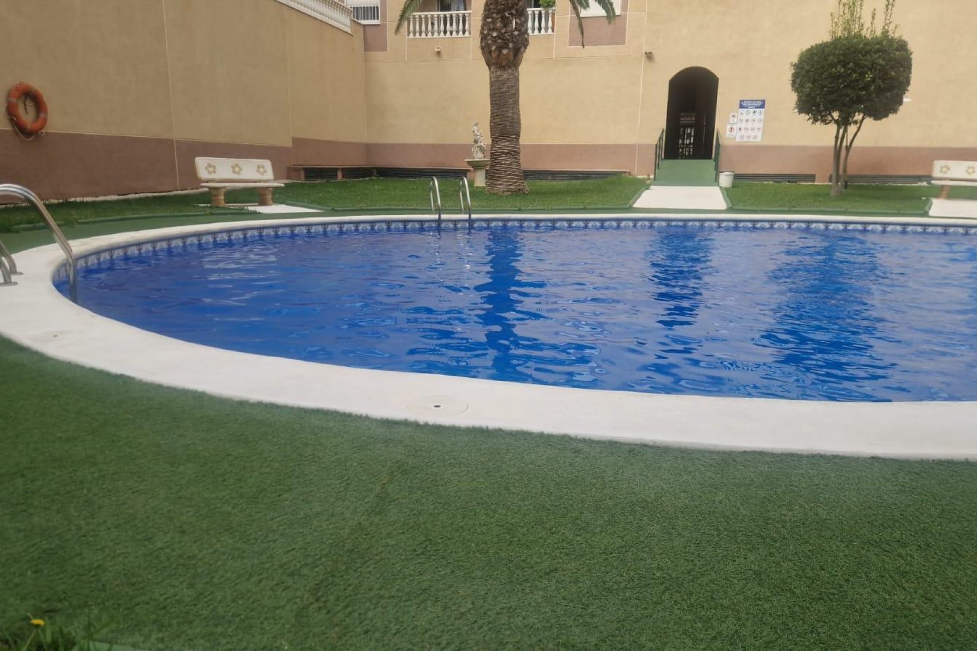 Resale - Apartment -
Torrevieja - Centro