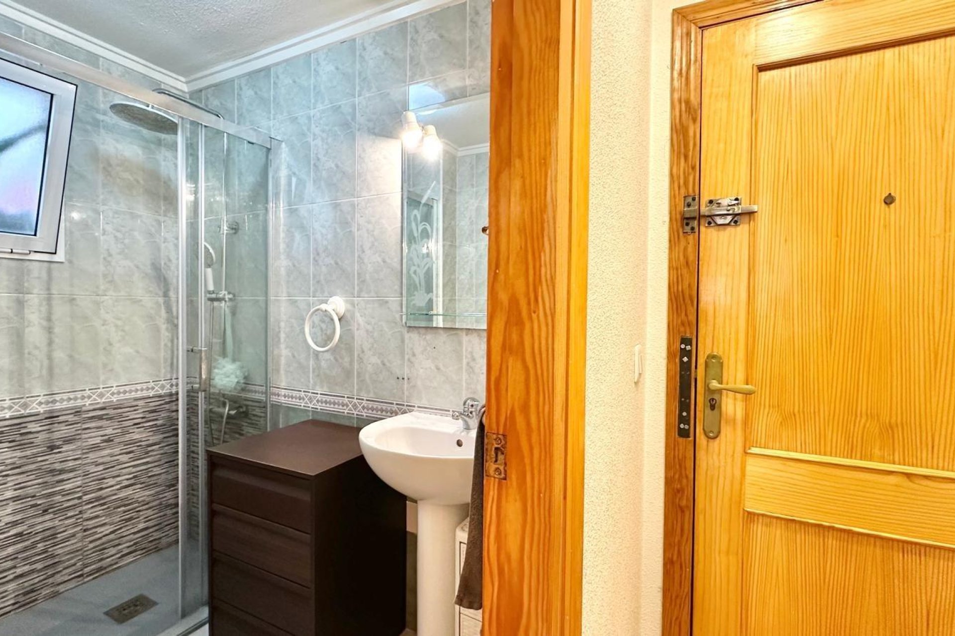 Resale - Apartment -
Torrevieja - Centro