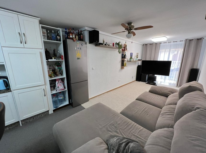 Resale - Apartment -
Torrevieja - Centro