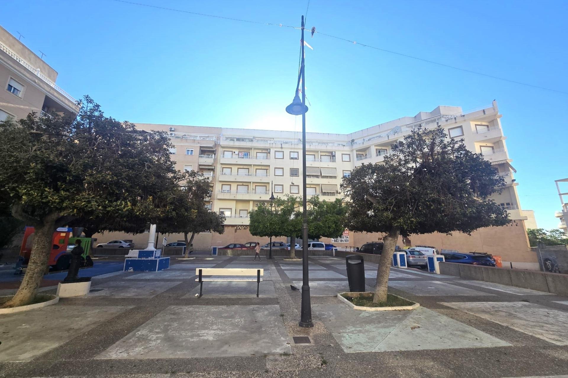 Resale - Apartment -
Torrevieja - Centro