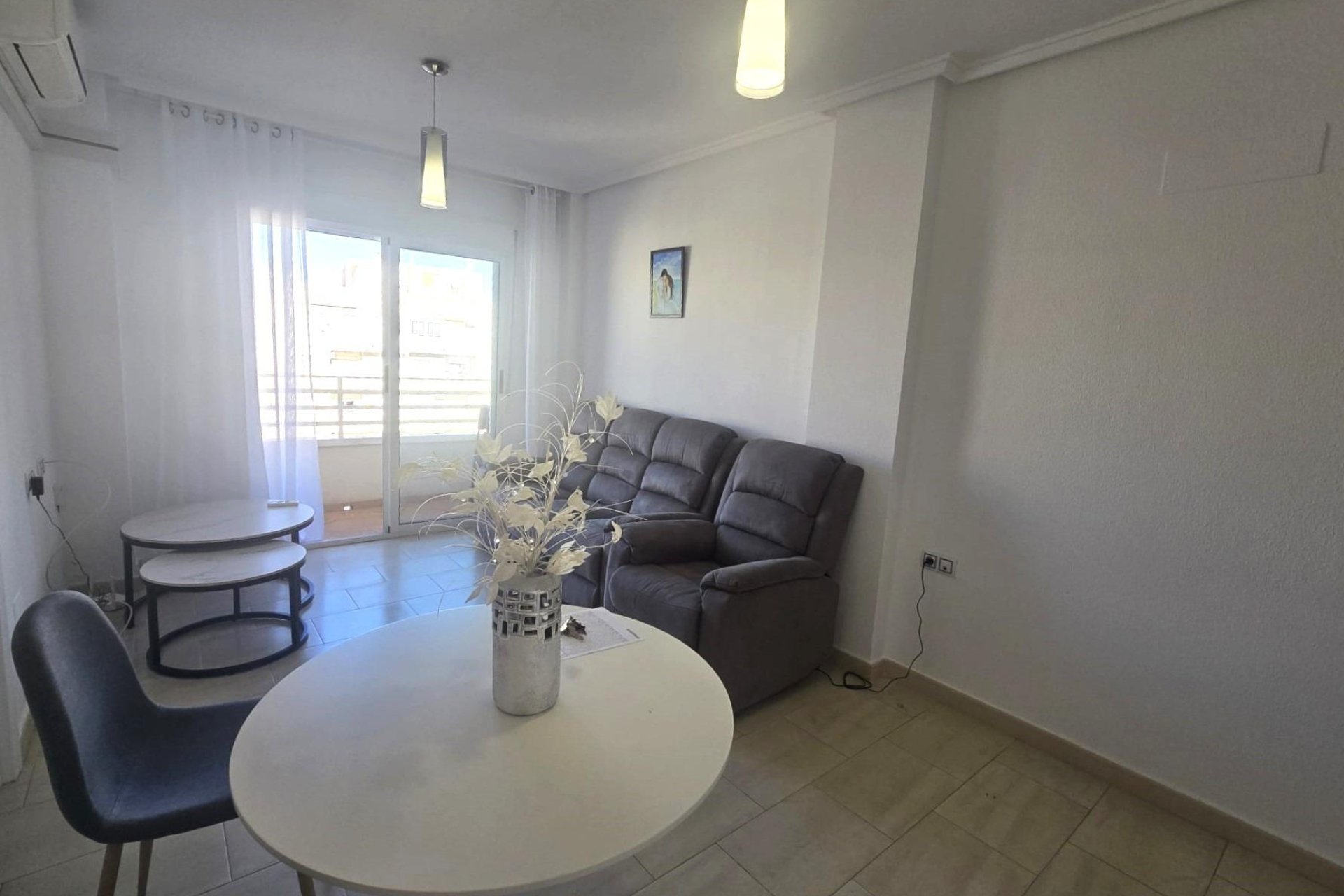 Resale - Apartment -
Torrevieja - Centro