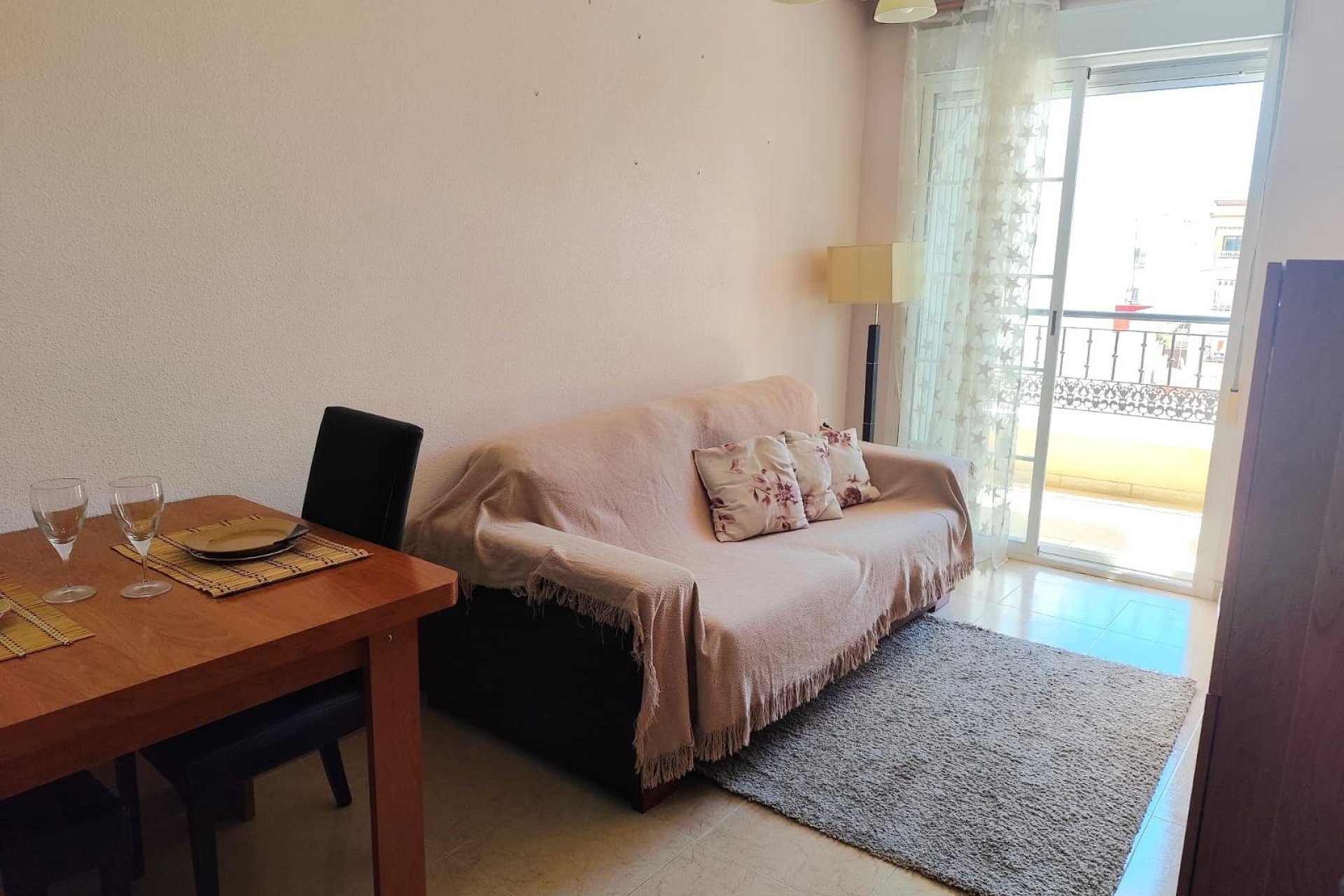 Resale - Apartment -
Torrevieja - Centro