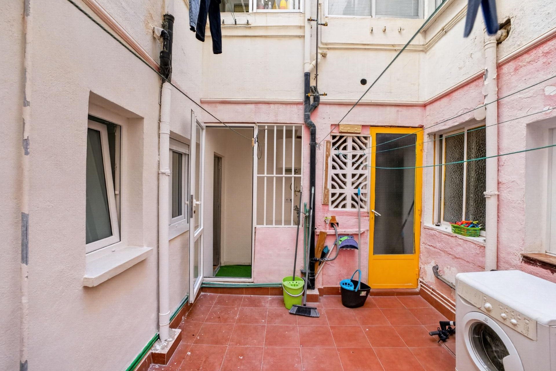 Resale - Apartment -
Torrevieja - Centro