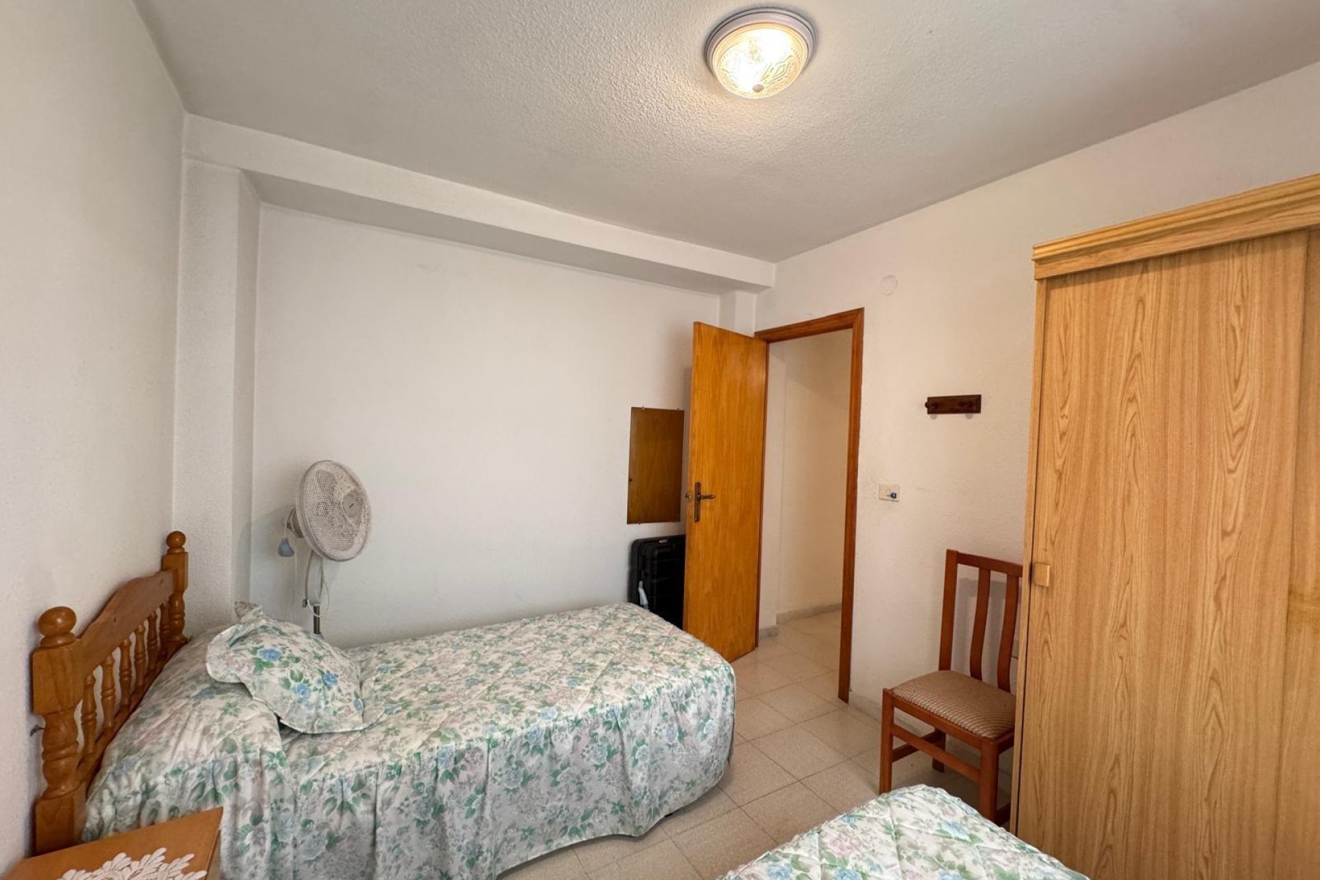 Resale - Apartment -
Torrevieja - Centro