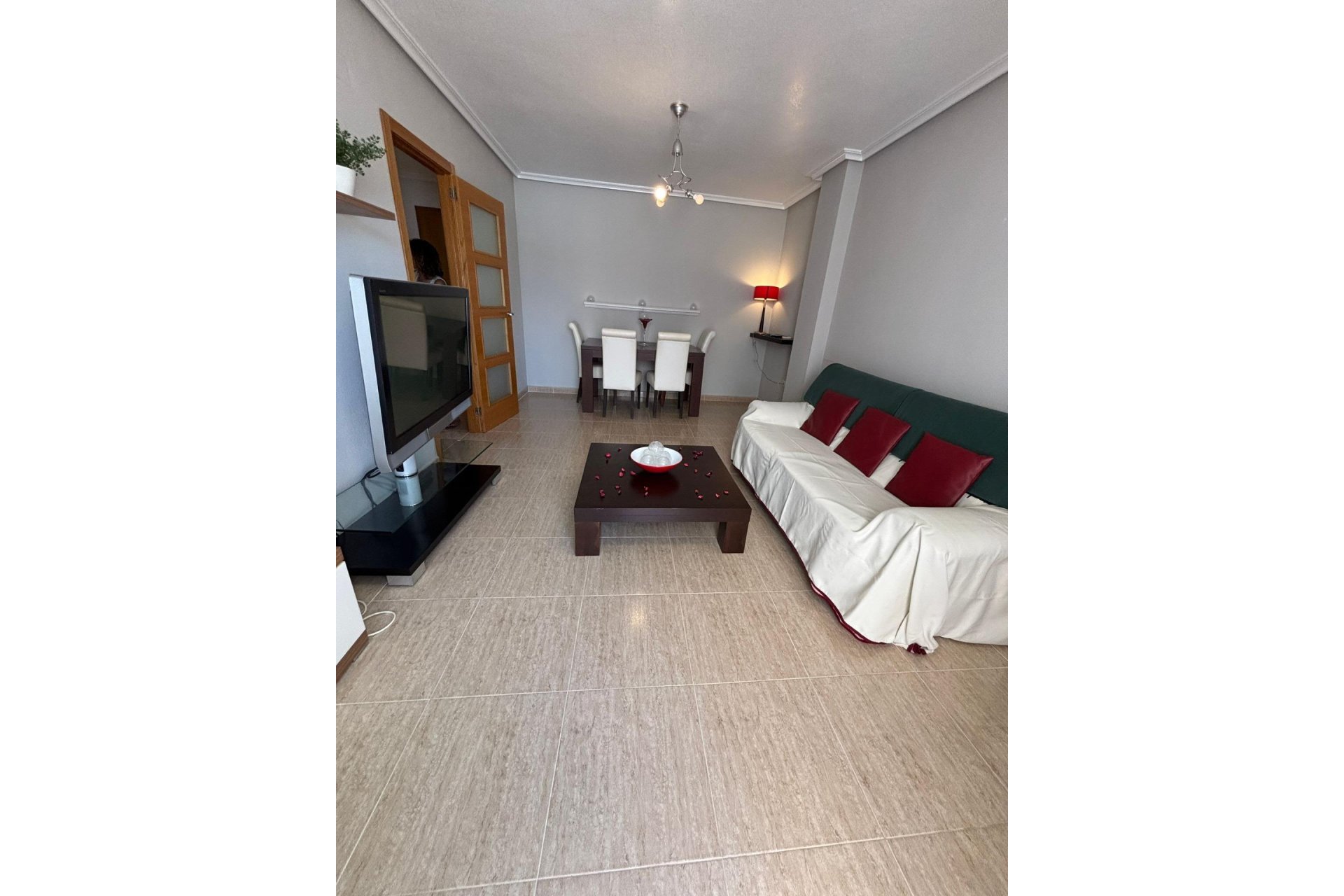 Resale - Apartment -
Torrevieja - Centro
