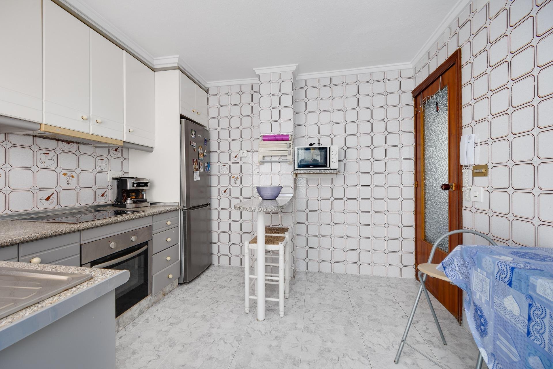 Resale - Apartment -
Torrevieja - Centro