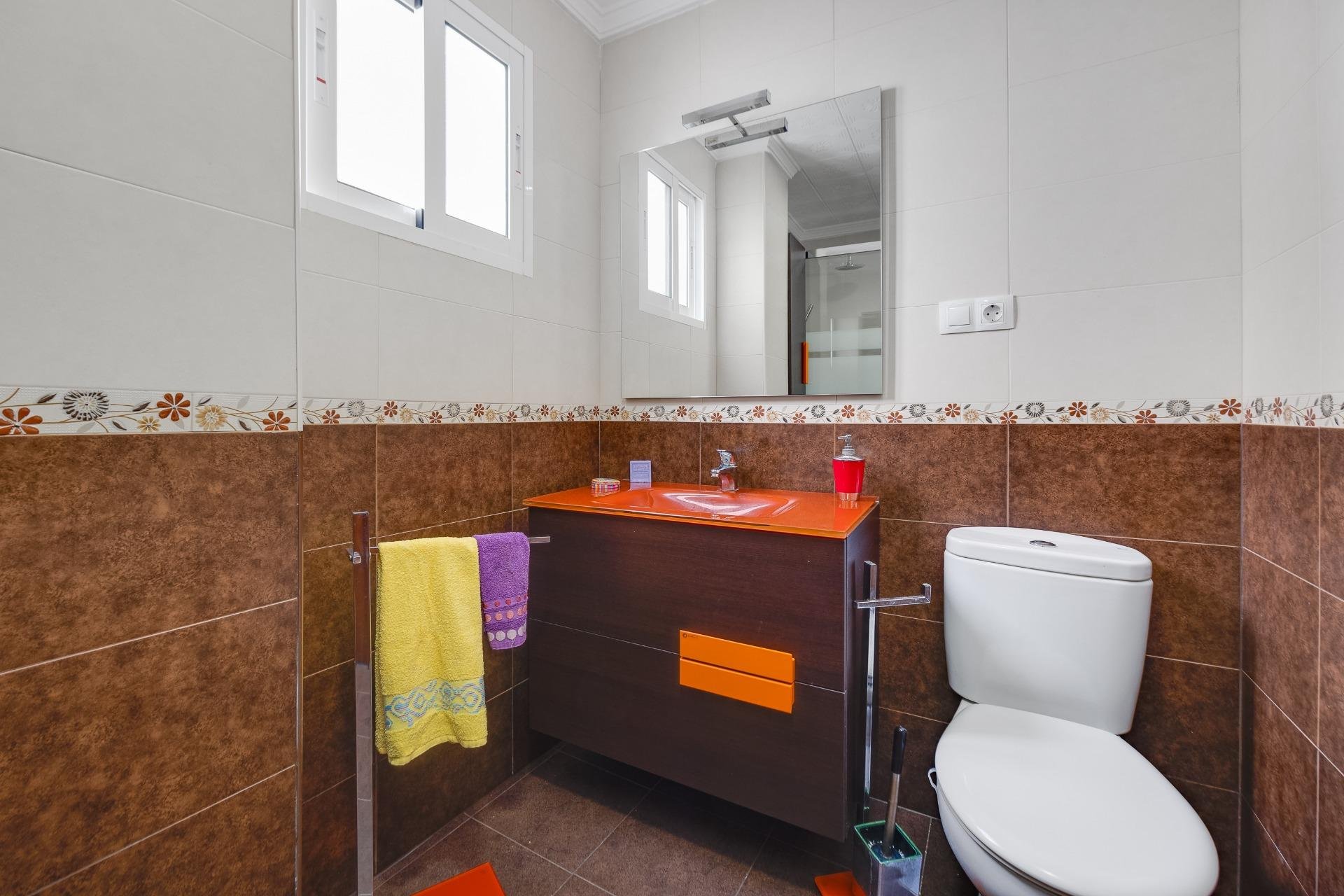Resale - Apartment -
Torrevieja - Centro