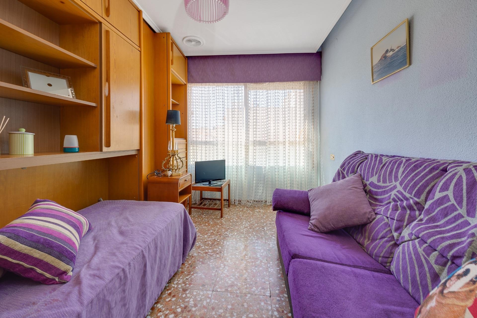 Resale - Apartment -
Torrevieja - Centro
