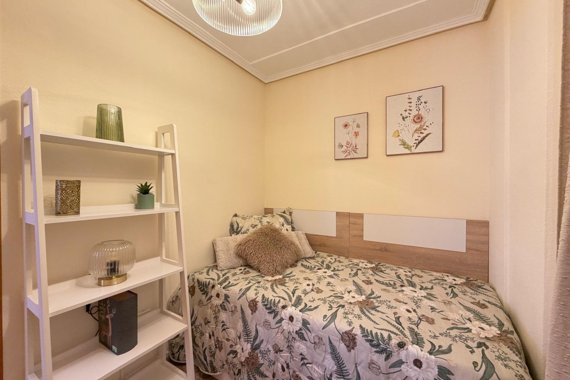 Resale - Apartment -
Torrevieja - Centro