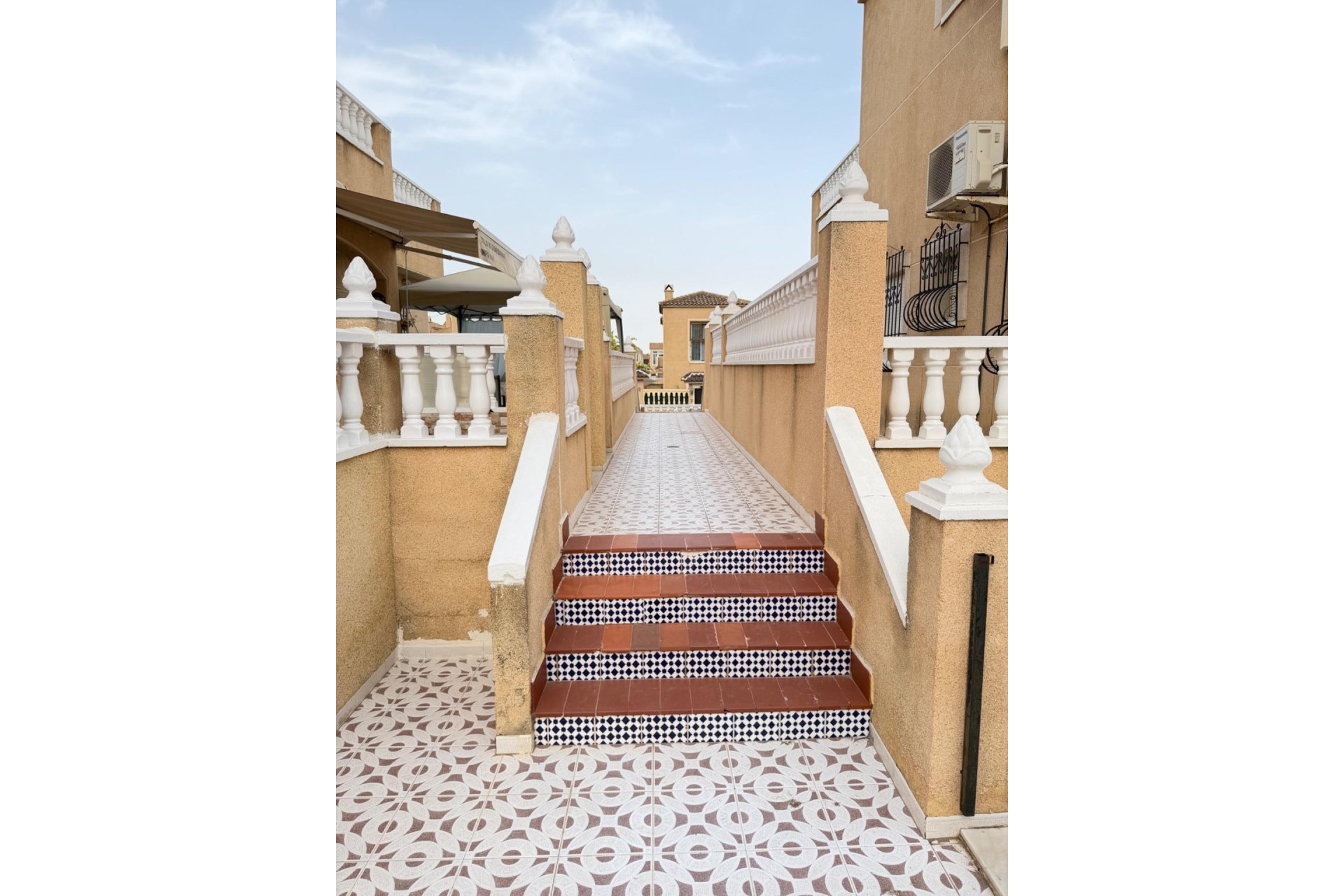 Resale - Apartment -
Torrevieja - Centro