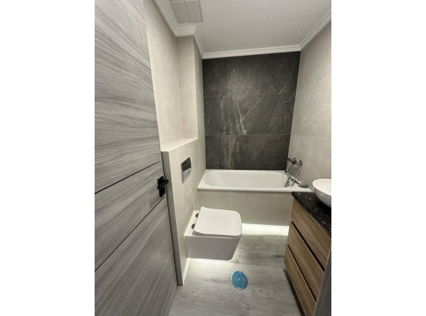 Resale - Apartment -
Torrevieja - Centro