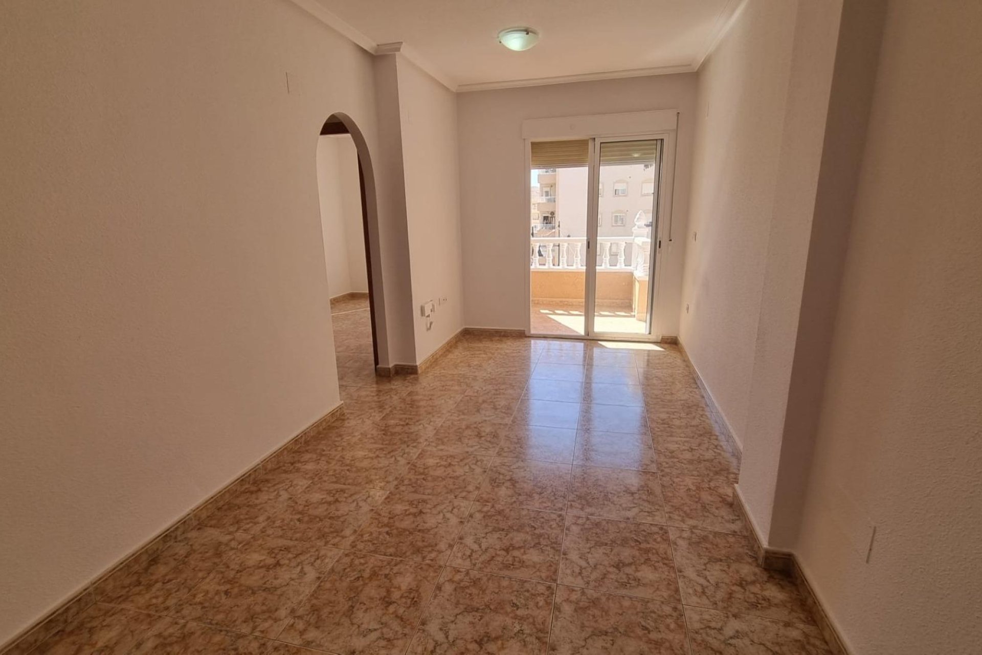 Resale - Apartment -
Torrevieja - Centro
