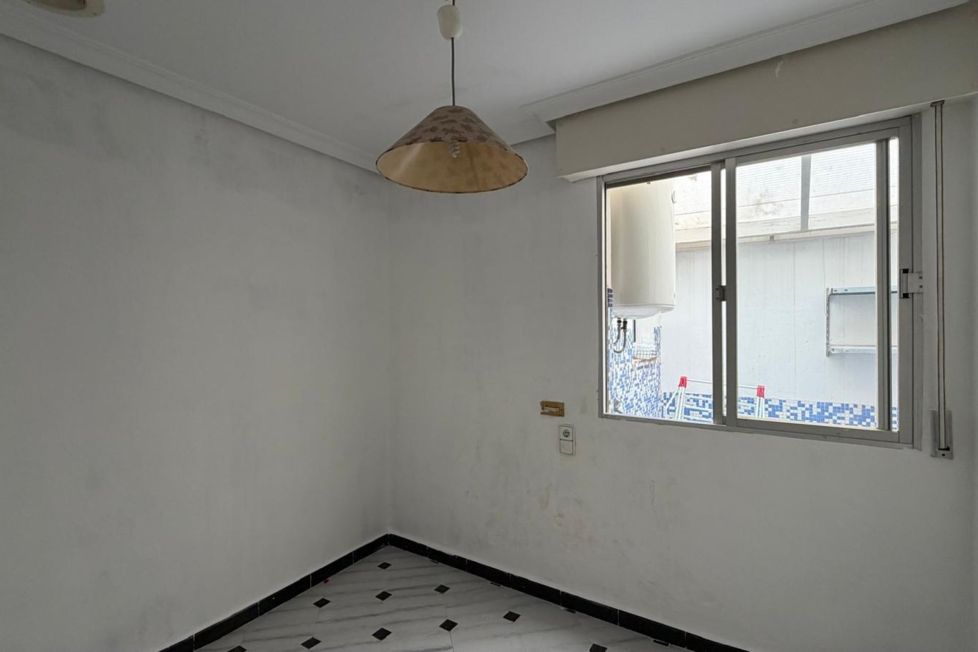 Resale - Apartment -
Torrevieja - Centro