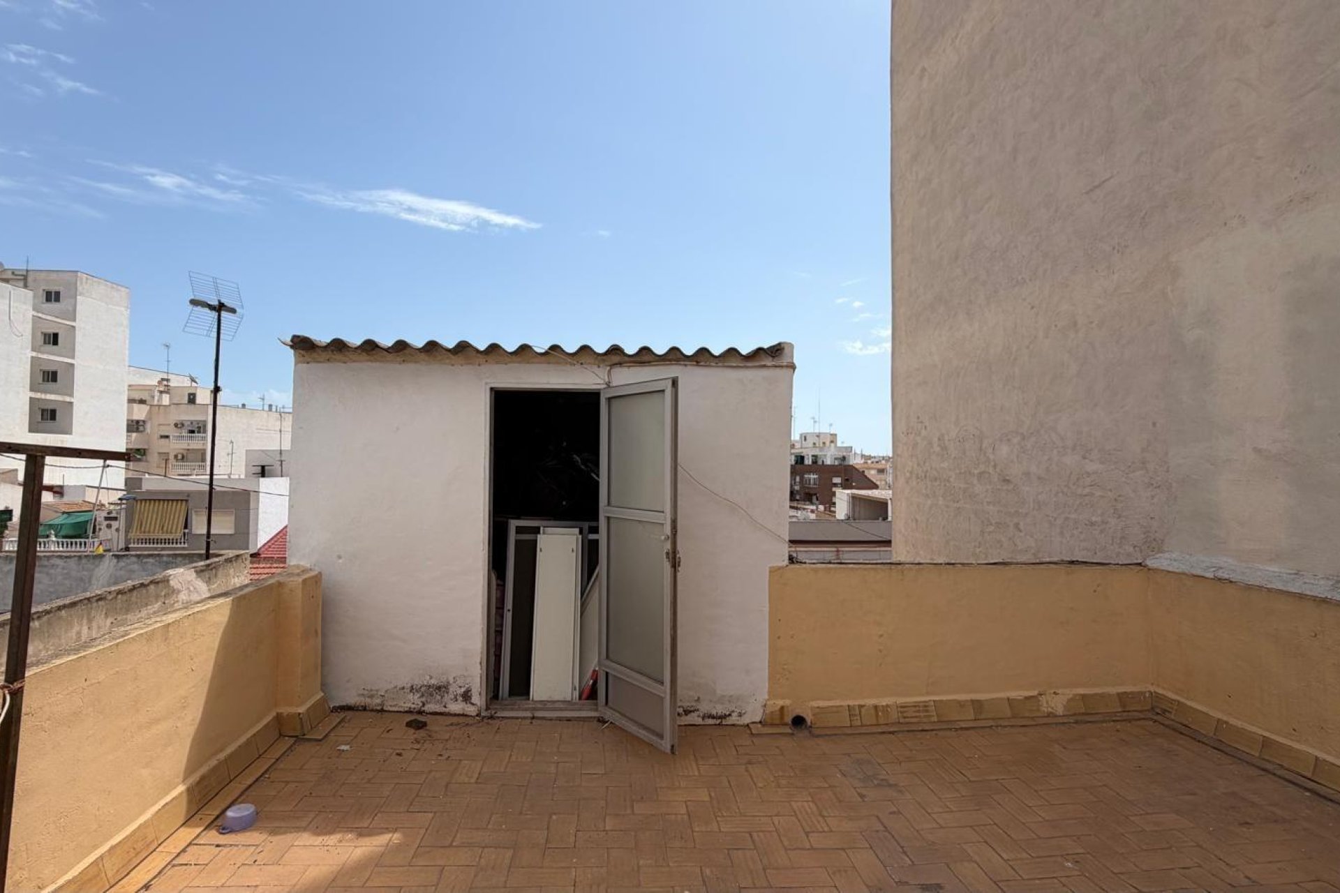 Resale - Apartment -
Torrevieja - Centro