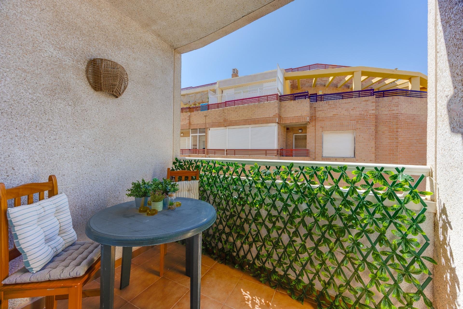 Resale - Apartment -
Torrevieja - Centro