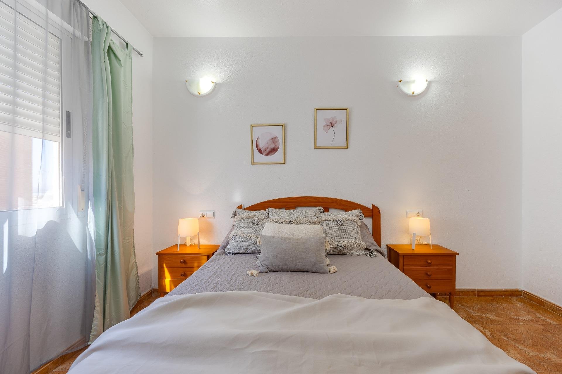 Resale - Apartment -
Torrevieja - Centro