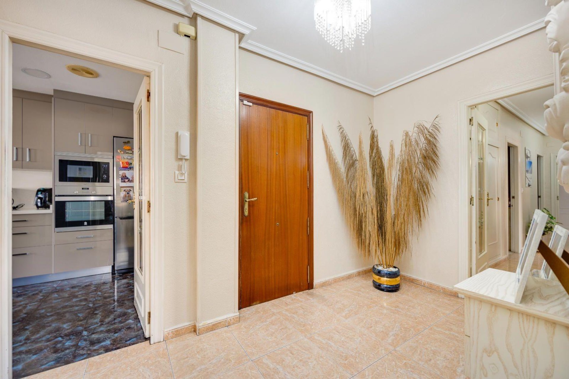 Resale - Apartment -
Torrevieja - Centro
