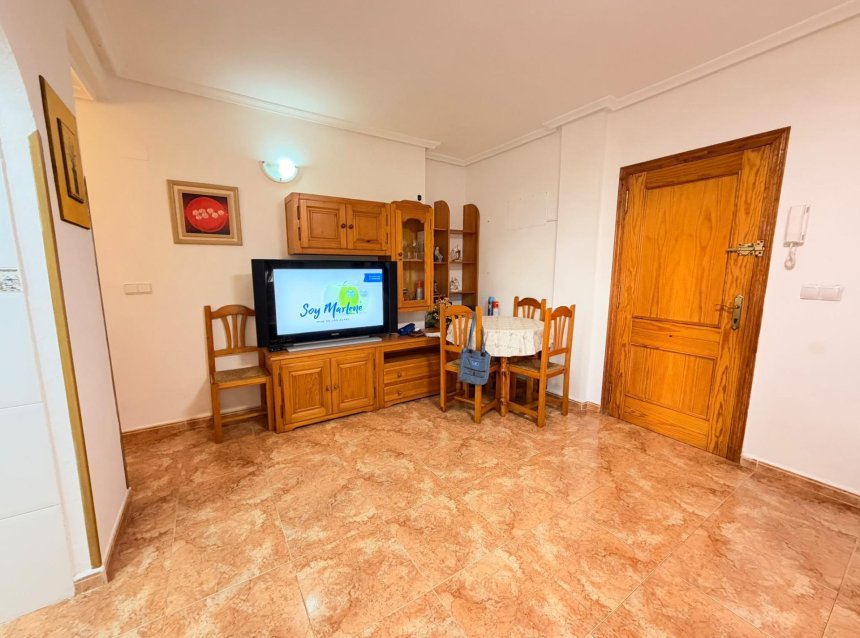 Resale - Apartment -
Torrevieja - Centro
