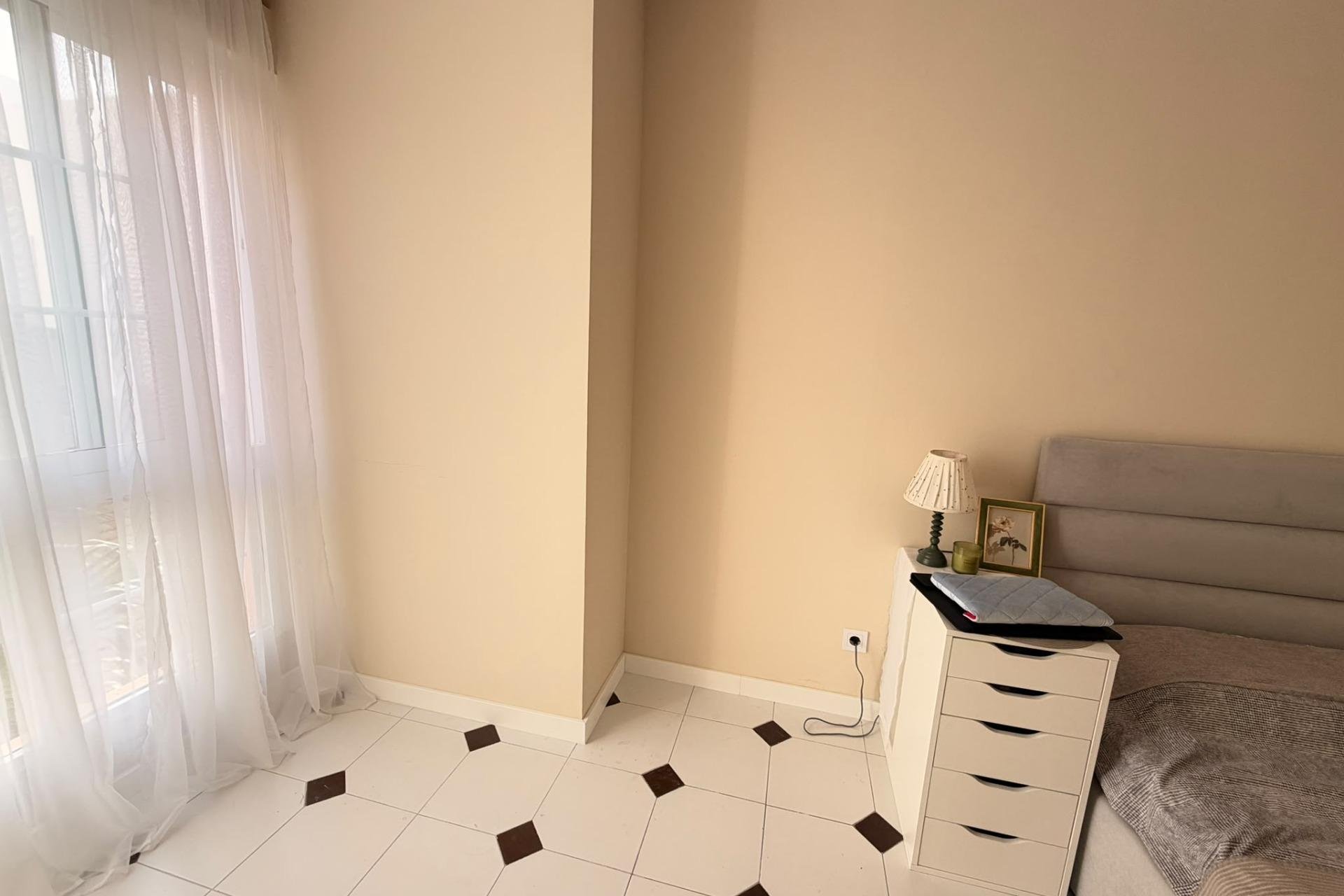 Resale - Apartment -
Torrevieja - Centro