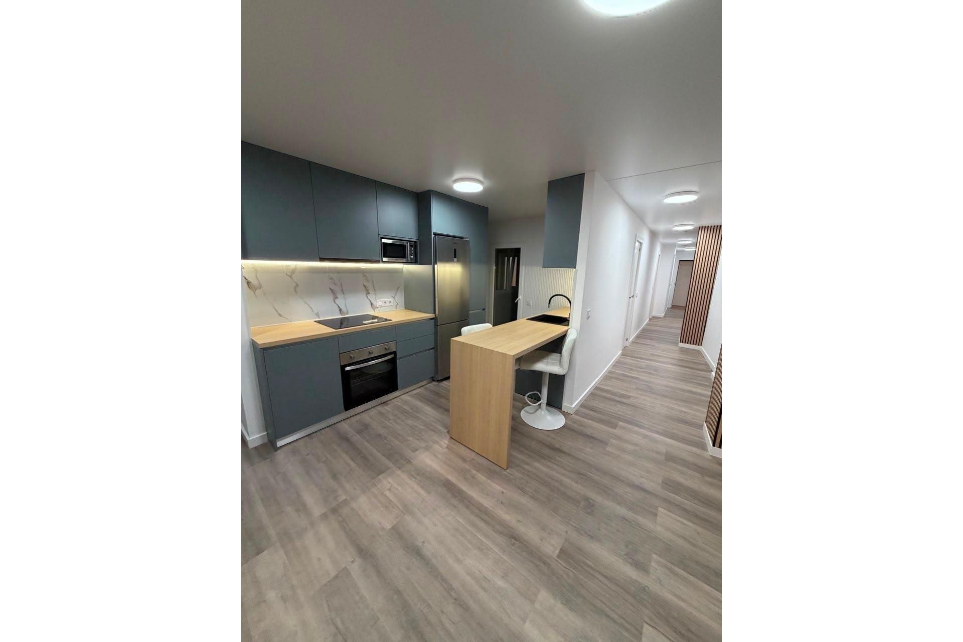 Resale - Apartment -
Torrevieja - Centro