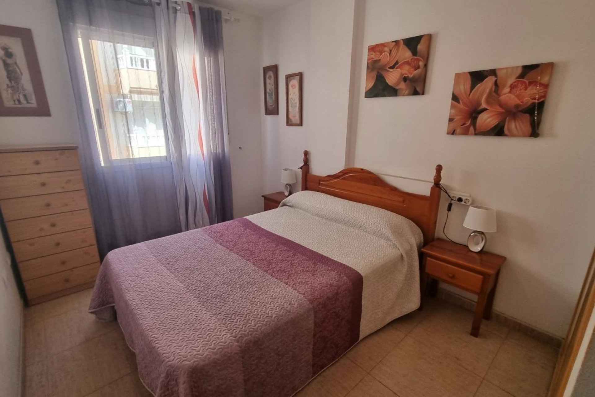 Resale - Apartment -
Torrevieja - Centro