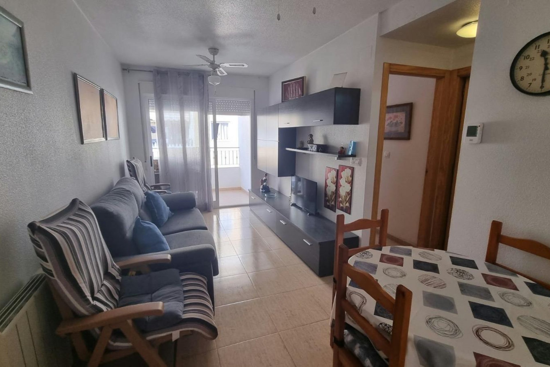 Resale - Apartment -
Torrevieja - Centro