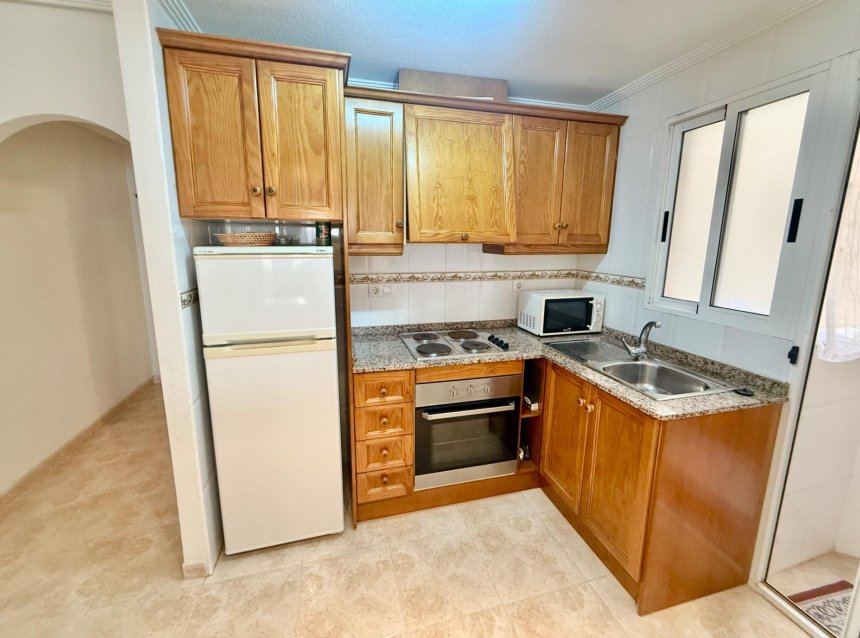 Resale - Apartment -
Torrevieja - Centro