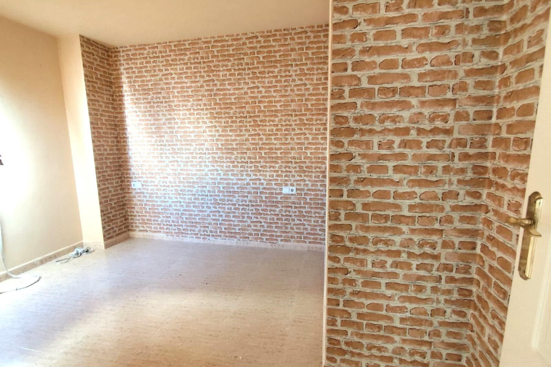 Resale - Apartment -
Torrevieja - Centro