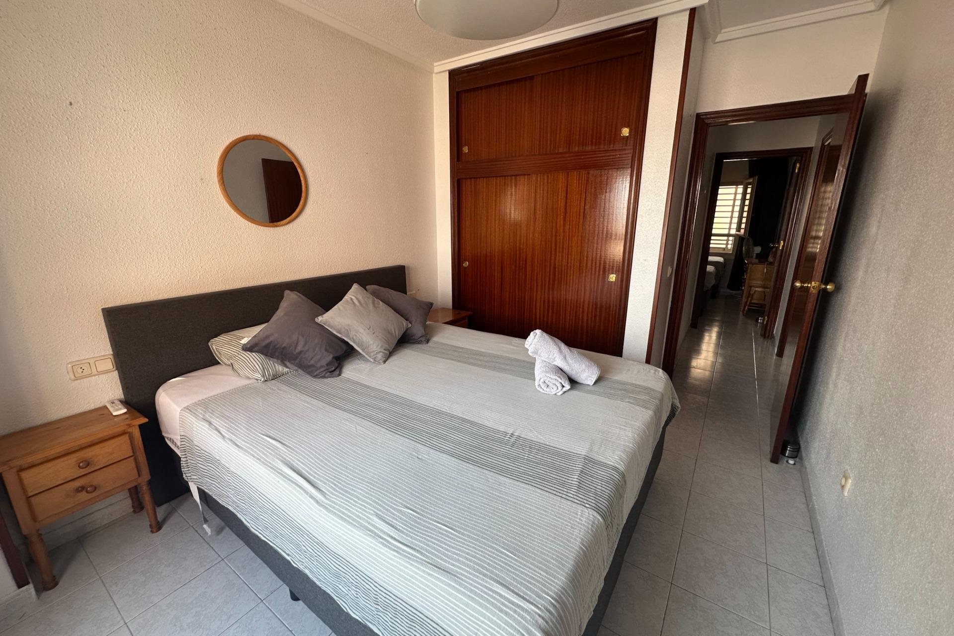 Resale - Apartment -
Torrevieja - Centro