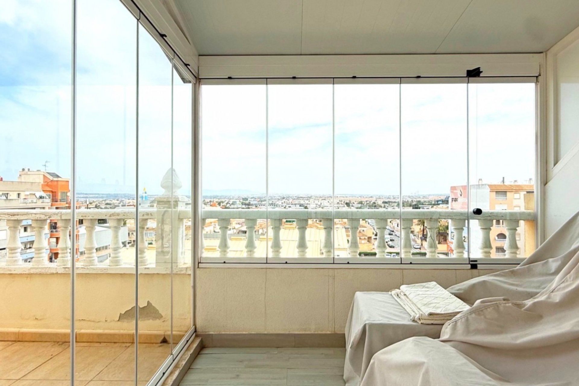 Resale - Apartment -
Torrevieja - Costa Blanca