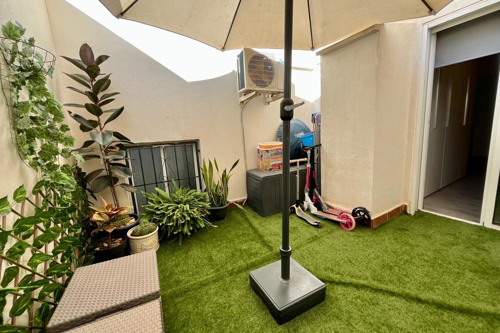 Resale - Apartment -
Torrevieja - Costa Blanca