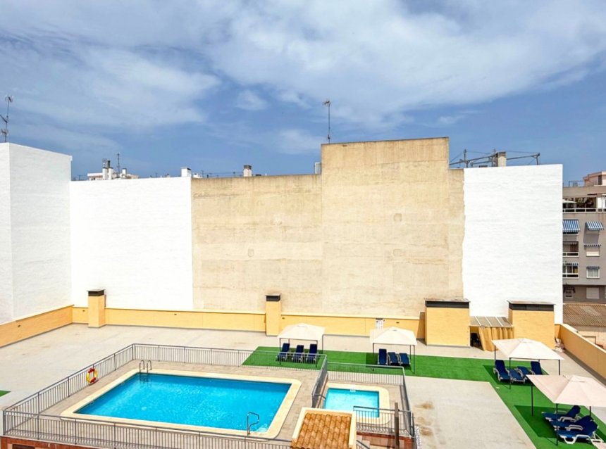 Resale - Apartment -
Torrevieja - Costa Blanca