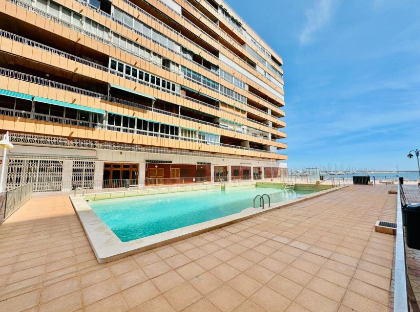 Resale - Apartment -
Torrevieja - Costa Blanca