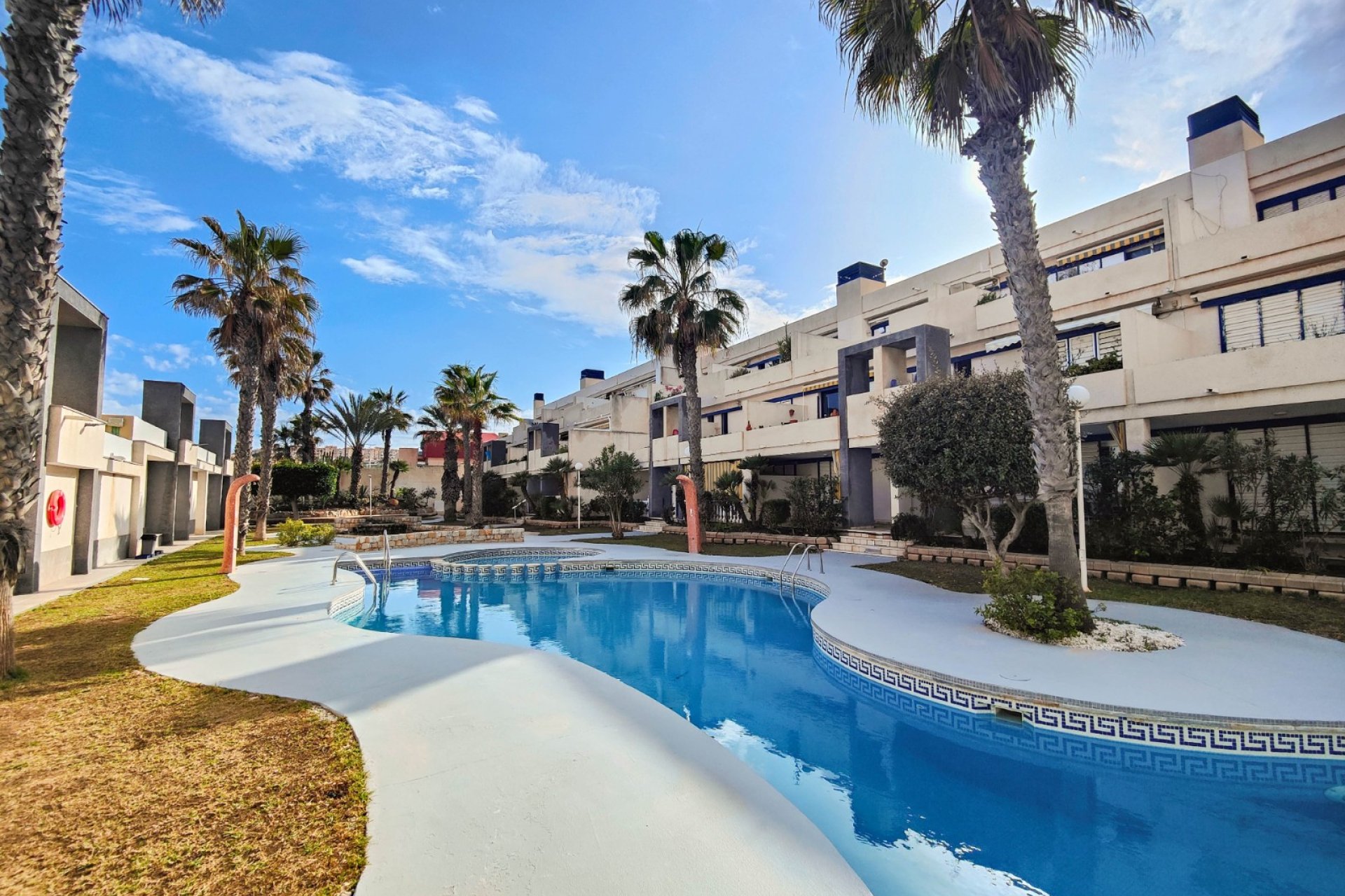 Resale - Apartment -
Torrevieja - Costa Blanca
