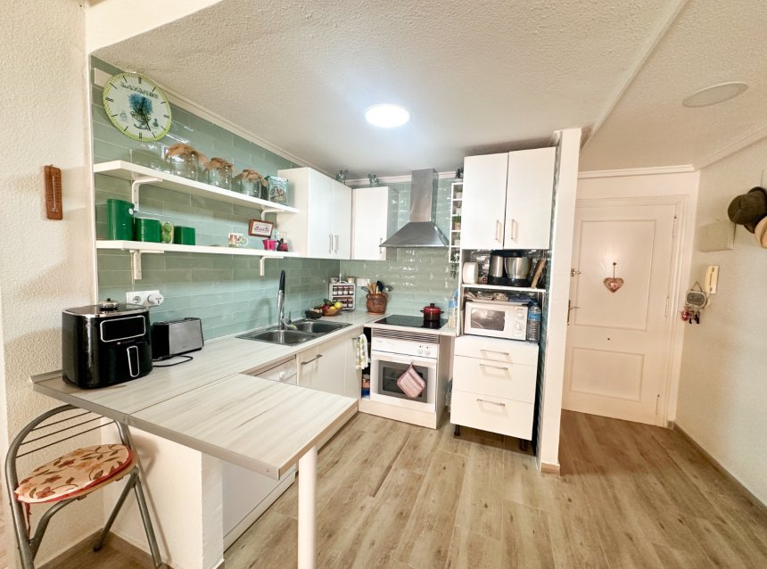 Resale - Apartment -
Torrevieja - Costa Blanca