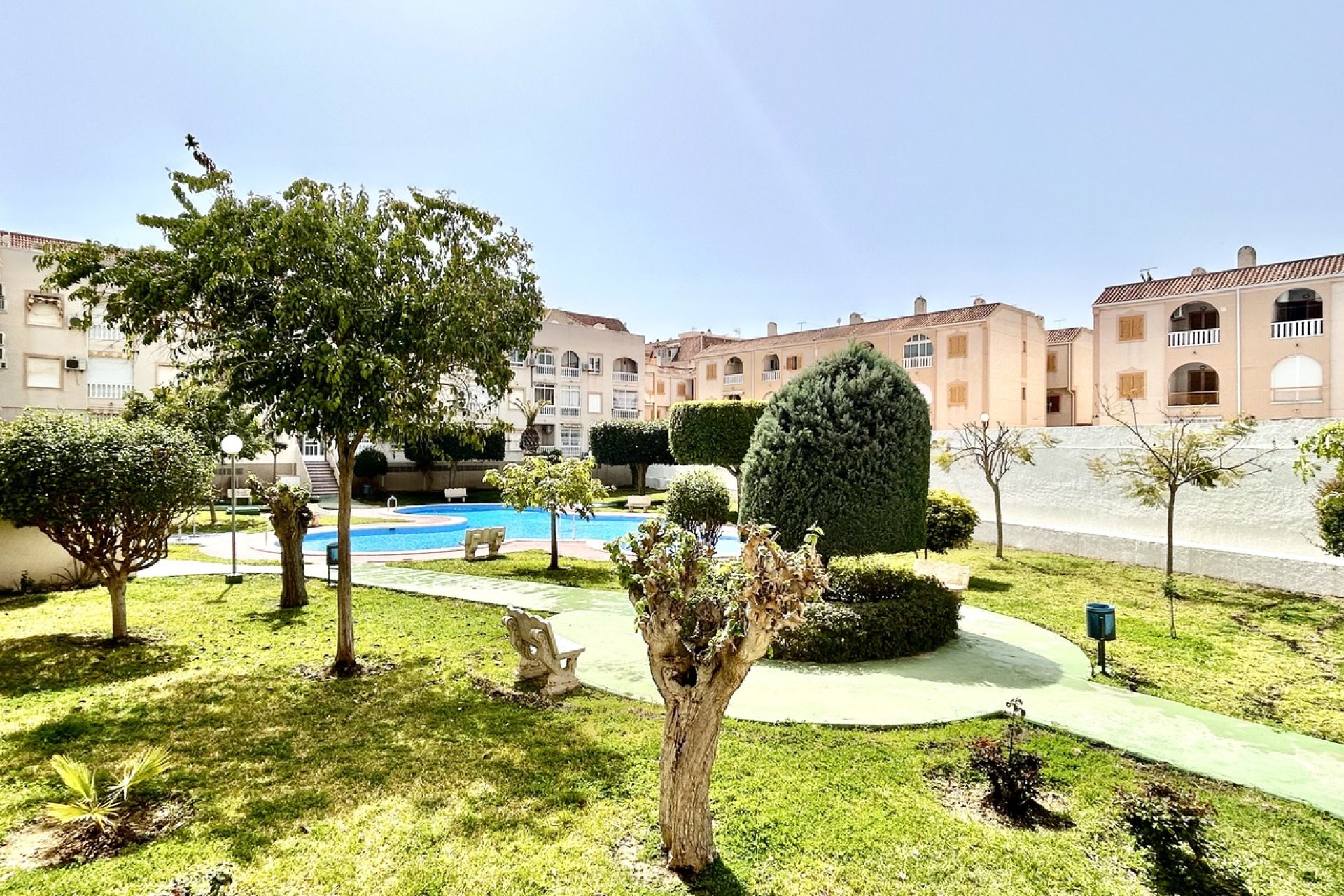 Resale - Apartment -
Torrevieja - Costa Blanca