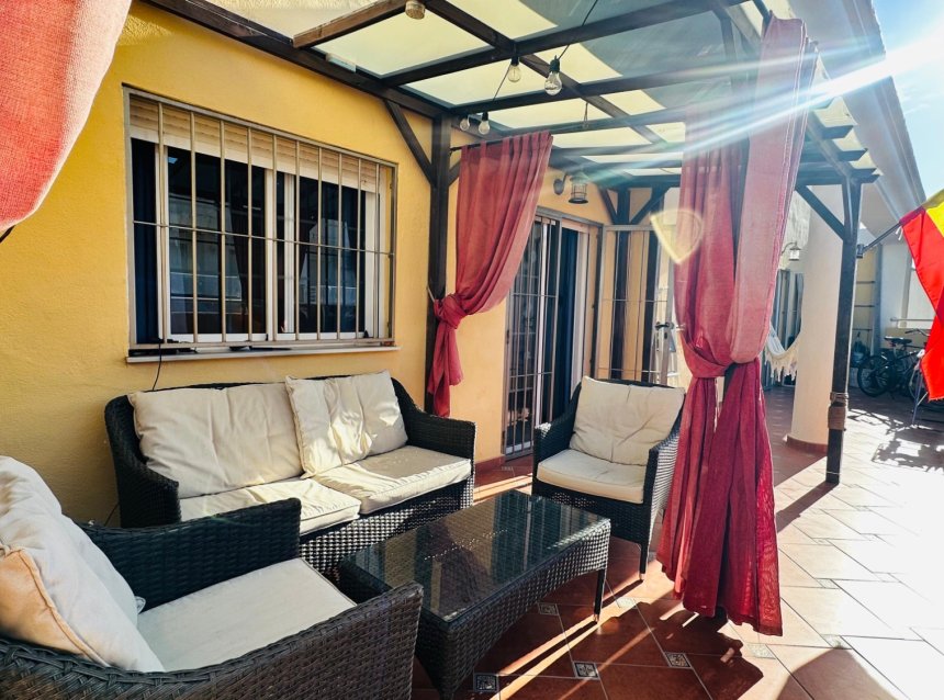 Resale - Apartment -
Torrevieja - Costa Blanca