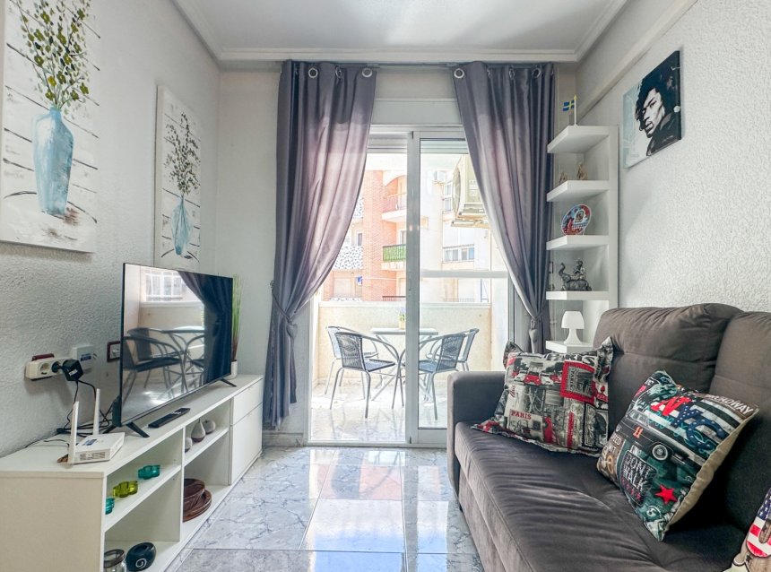 Resale - Apartment -
Torrevieja - Costa Blanca