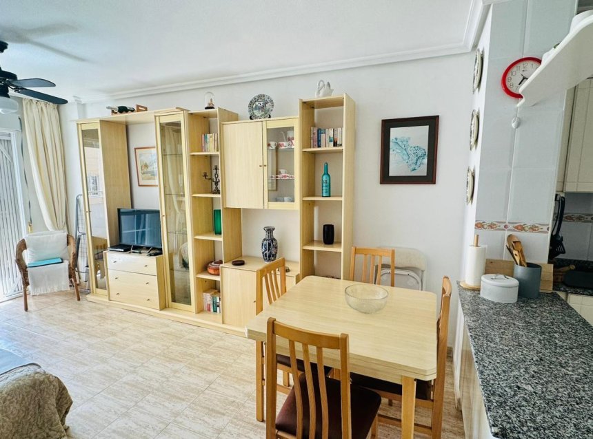 Resale - Apartment -
Torrevieja - Costa Blanca
