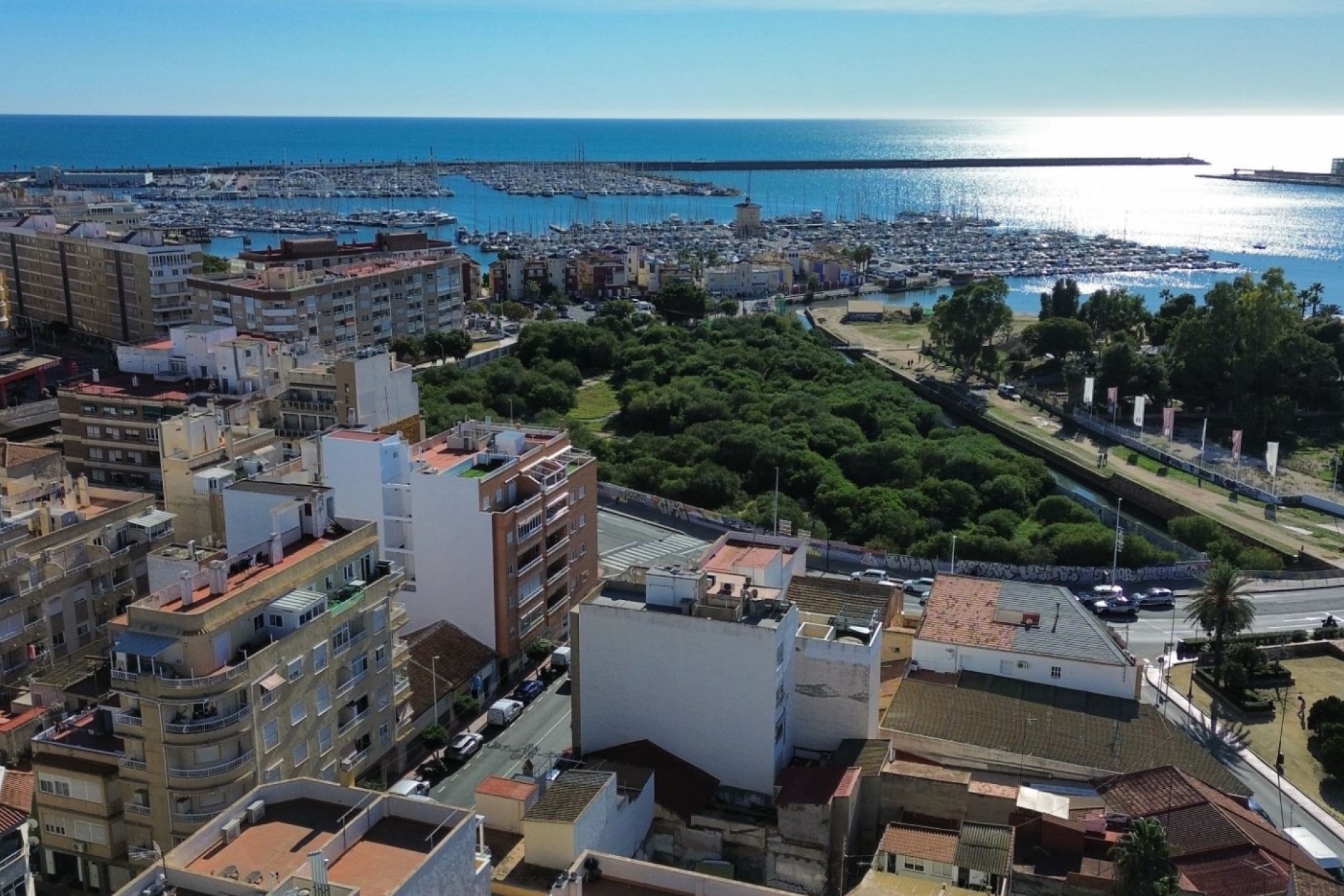 Resale - Apartment -
Torrevieja - Costa Blanca