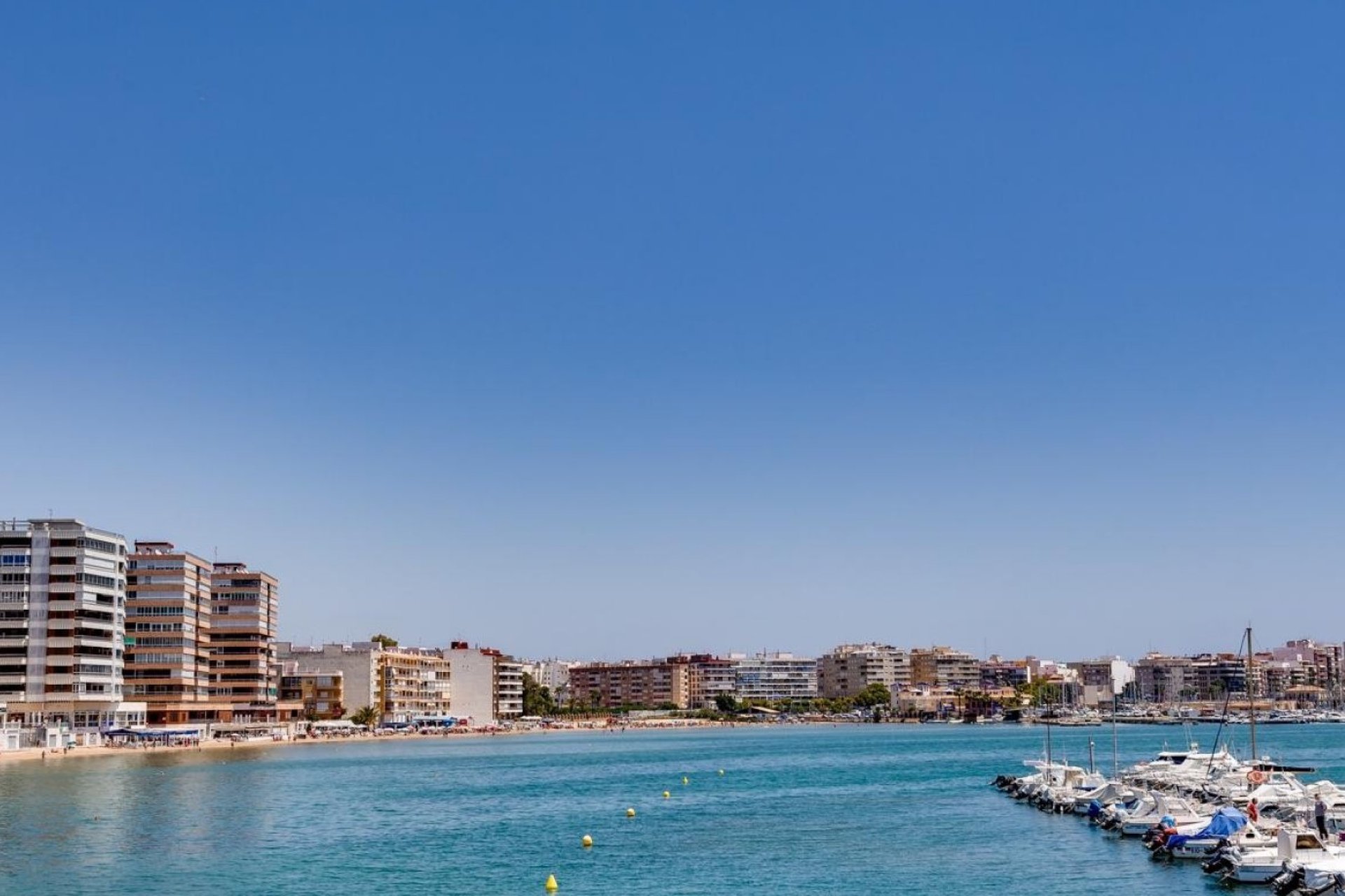 Resale - Apartment -
Torrevieja - Costa Blanca