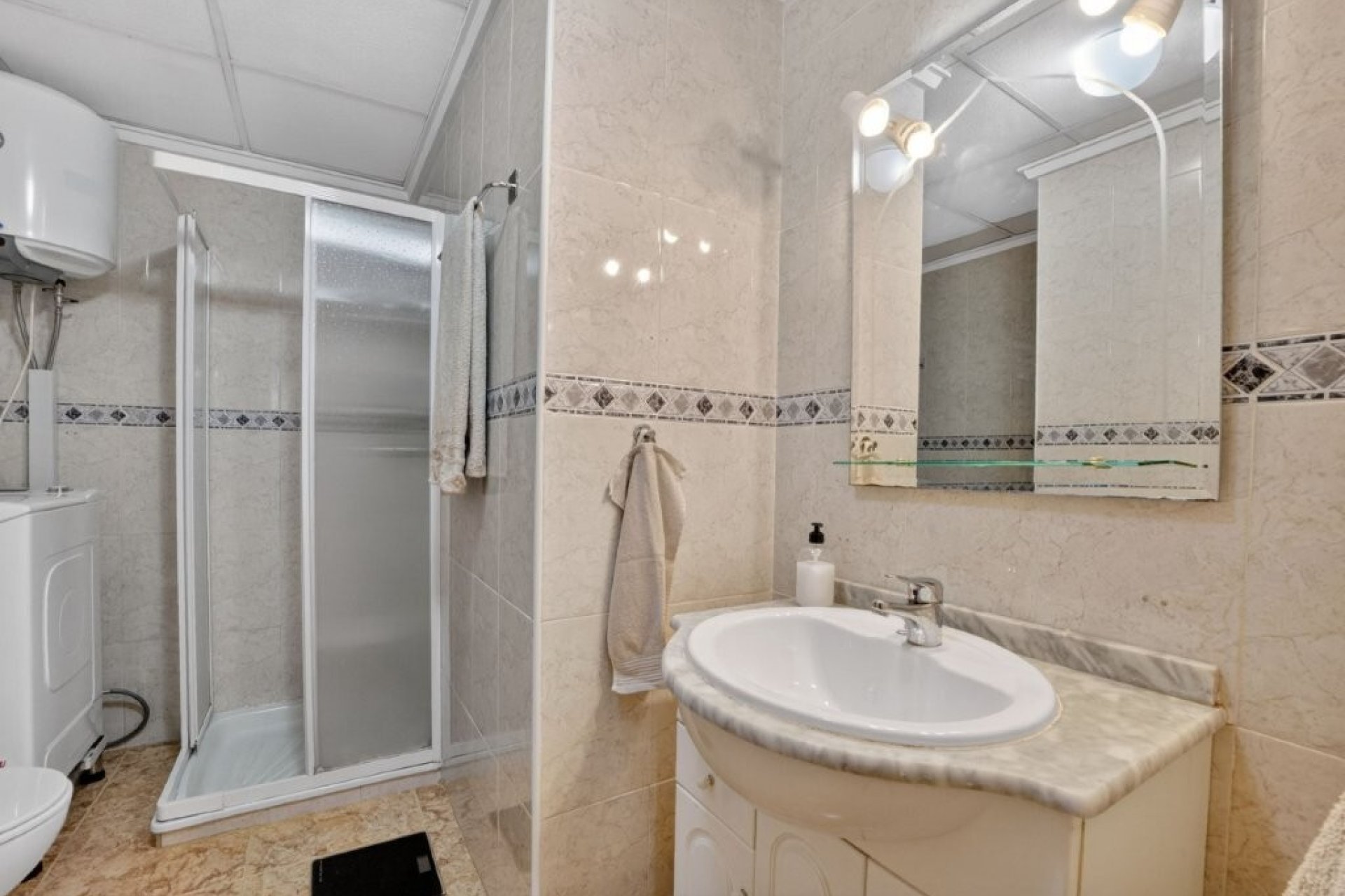 Resale - Apartment -
Torrevieja - Costa Blanca