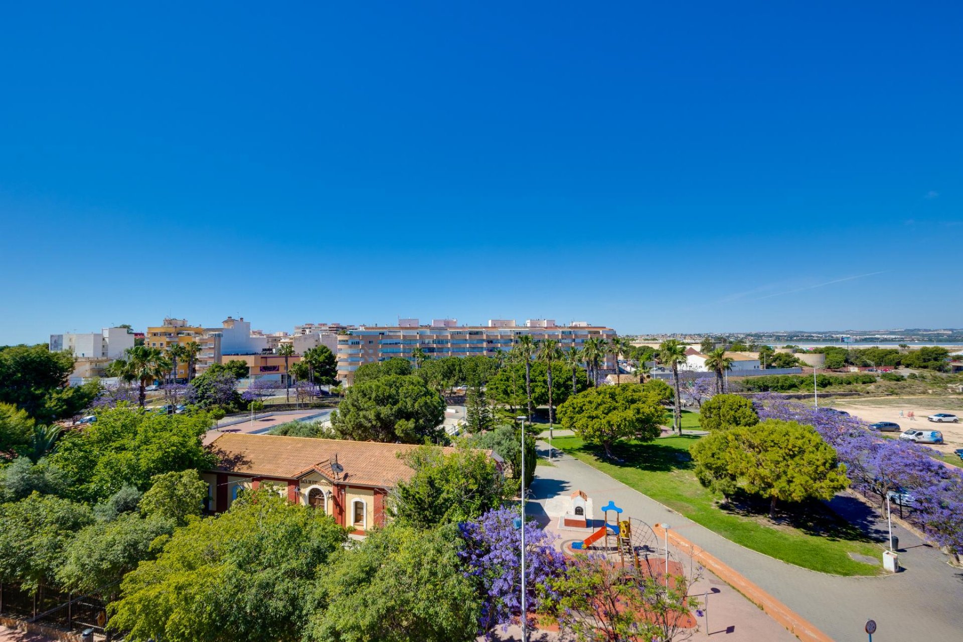 Resale - Apartment -
Torrevieja - Costa Blanca